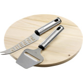 Ronde houten kaasplank met kaasschaaf en mes. Ronde houten kaasplank met kaasschaaf en mes.